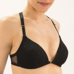 Exciting triangle-cup bra by Escora, side